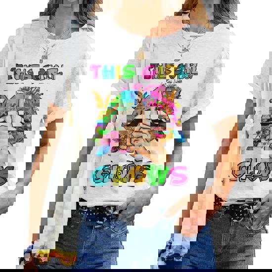 This Girl Glows Retro 80'S Party Girl 80s Party T-Shirt T-Shirt