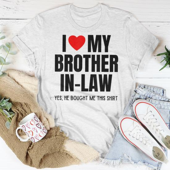 SISTER IN LAW FUNNY' Women's T-Shirt