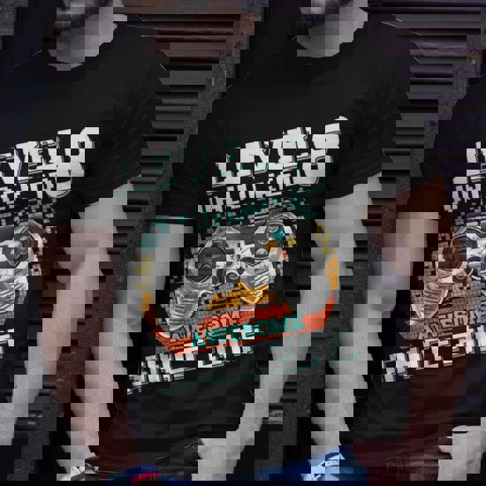 Level 8 Complete 8 Years Old T-Shirt 8th Birthday Gift