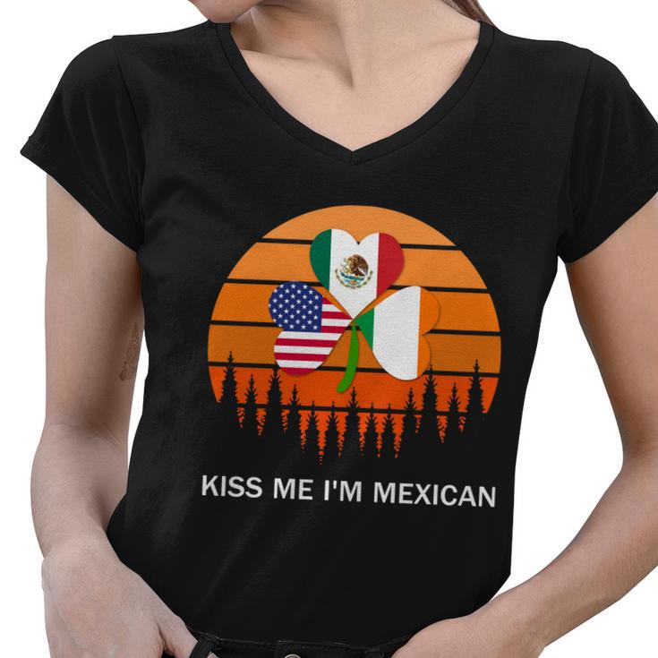 Kiss Me Im Mexican Funny St Patricks Day Mexico Retro Sunset Shirt Women V-Neck T-Shirt