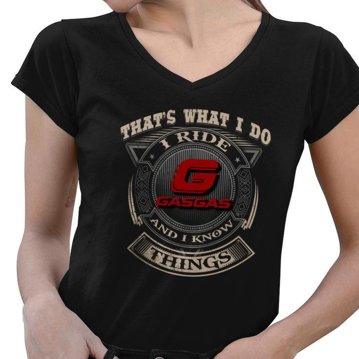 Thats What I Do Gas Gas Women V-Neck T-Shirt