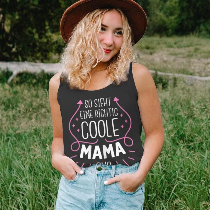 So Sieht Eine Richtig Coole Mama Aus Süßes Muttertag Tank Top