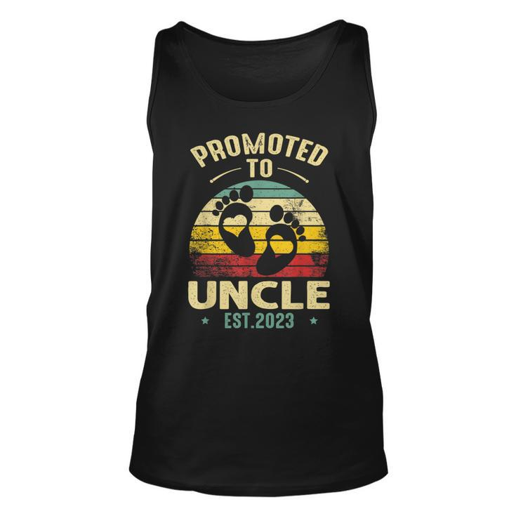 Vintage Promoted To Uncle 2023 Baby Feet New Uncle  Unisex Tank Top