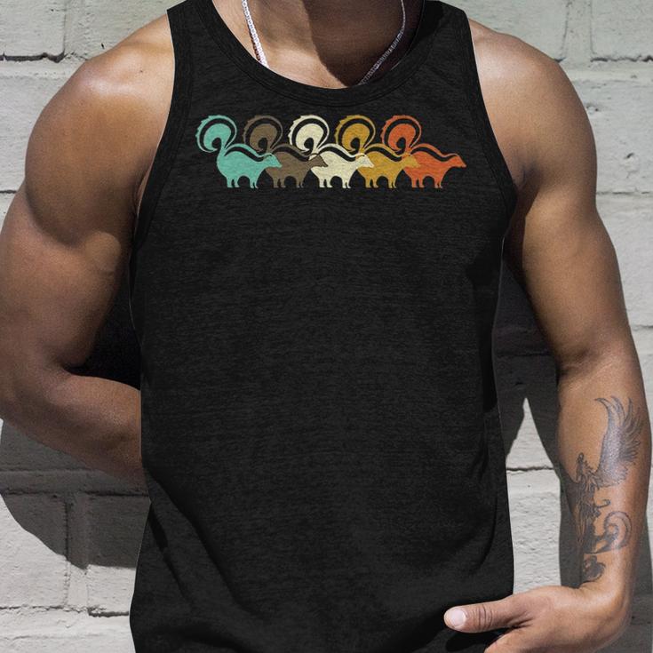Vintage Retro Skunk Animal Lover Zookeeper Unisex Tank Top