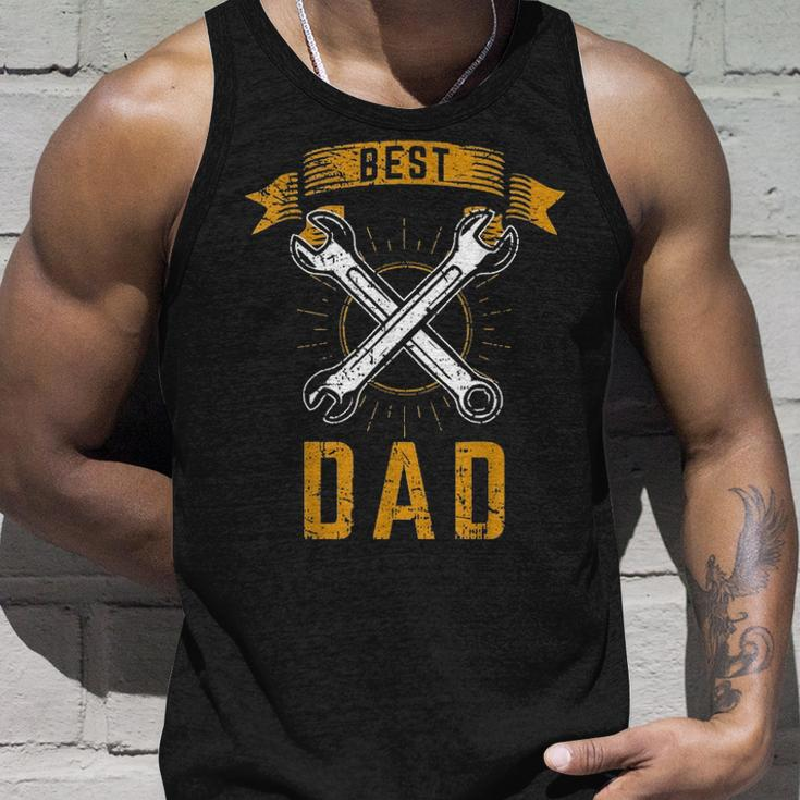 Best Dad Mechanic Ever Wrench Gift Fathers Day Outfit V2 Unisex Tank Top Gifts for Him