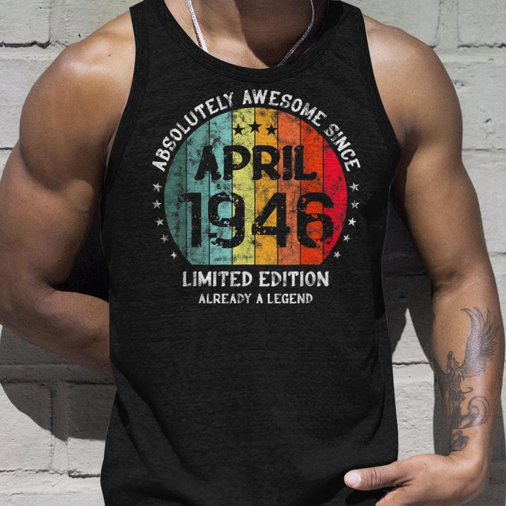 Fantastisch Seit April 1946 Männer Frauen Geburtstag Tank Top Geschenke für Ihn