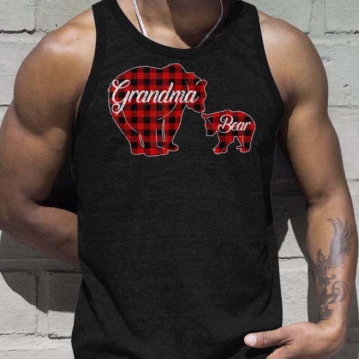 Grandma Bear Buffalo Plaid Weihnachten Tank Top Geschenke für Ihn