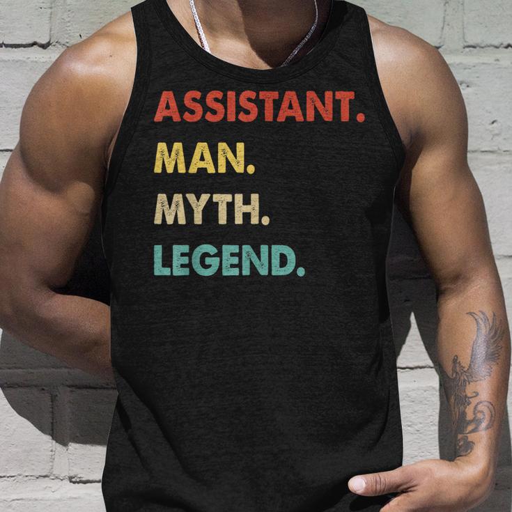 Herren Assistent Mann Mythos Legende Tank Top Geschenke für Ihn