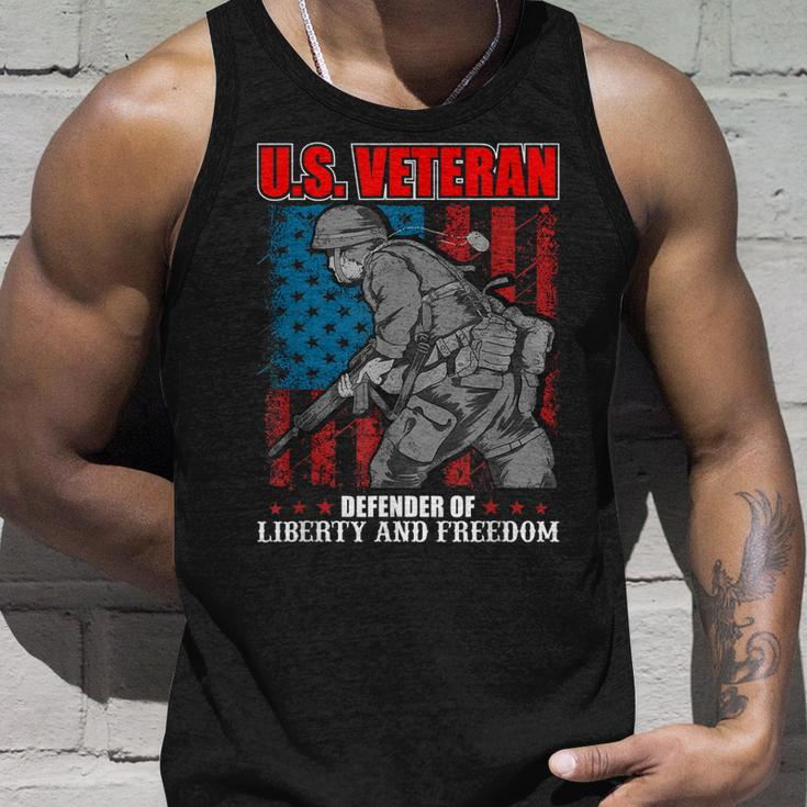 I Am A Dad Grandpa And A Veteran Nothing Scares Me Usa V4 Unisex Tank Top Gifts for Him