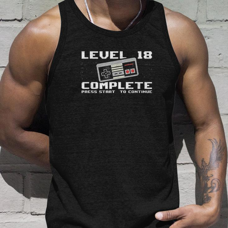Level 18 Complete 2004 18 Years Old Gamer 18Th Birthday Men Women Tank Top Graphic Print Unisex Gifts for Him