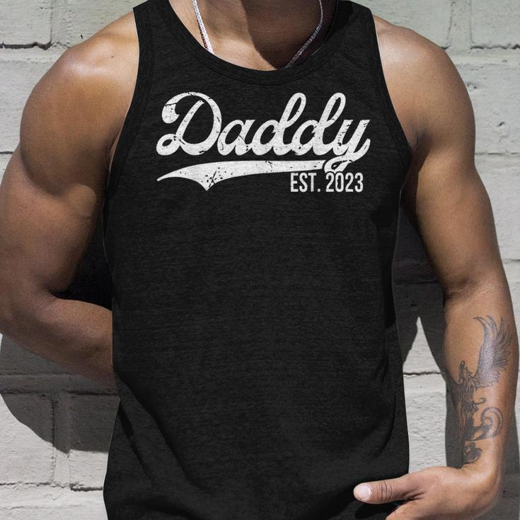 Mens Daddy Est 2023 Pregnancy Announcement Soon To Be Promoted Unisex Tank Top Gifts for Him