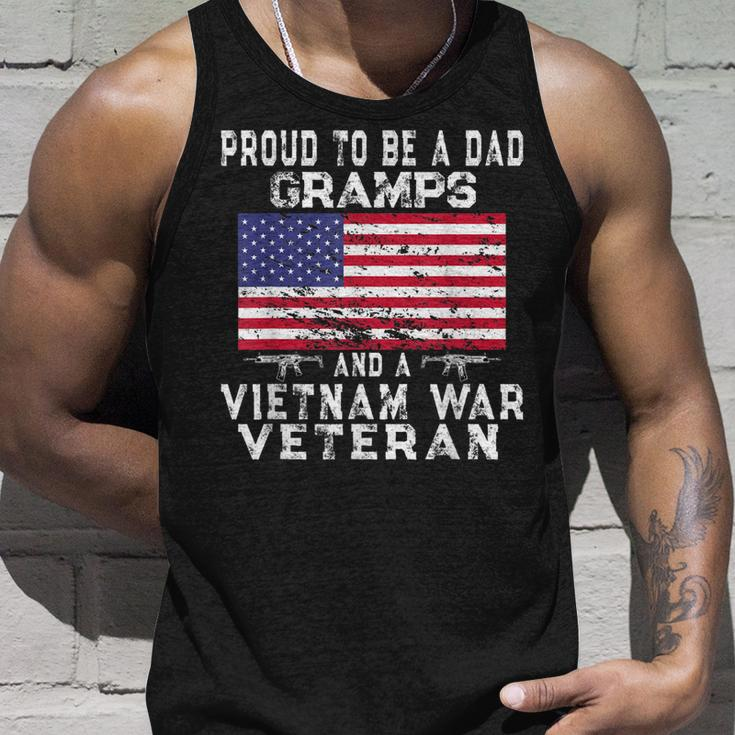 Mens Proud Dad Gramps Vietnam Veteran - Vintage Us Flag Grandpa Unisex Tank Top Gifts for Him