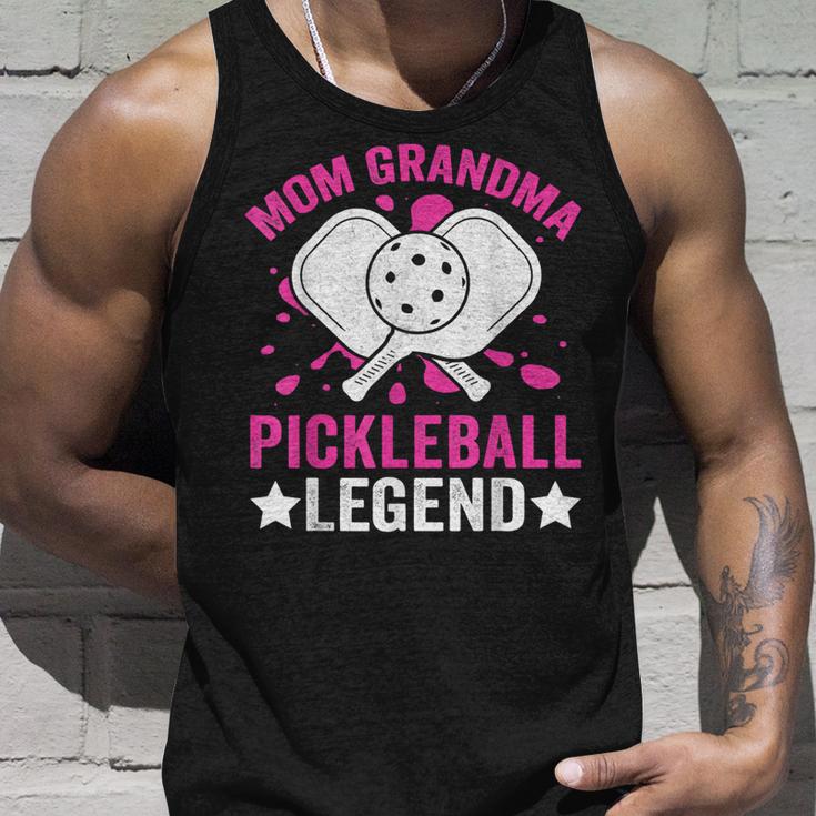 Mom Grandma Pickleball Legende Unisex TankTop für Frauen Geschenke für Ihn