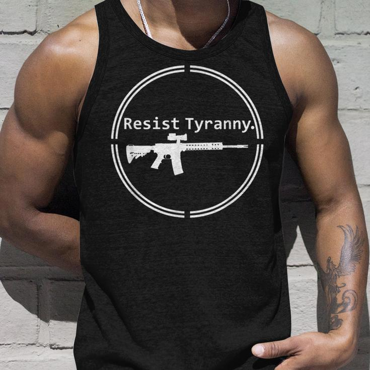 Resist Tyranny Rifle Libertarian Conservative Pro Gun 2A Usa Tank Top Gifts for Him
