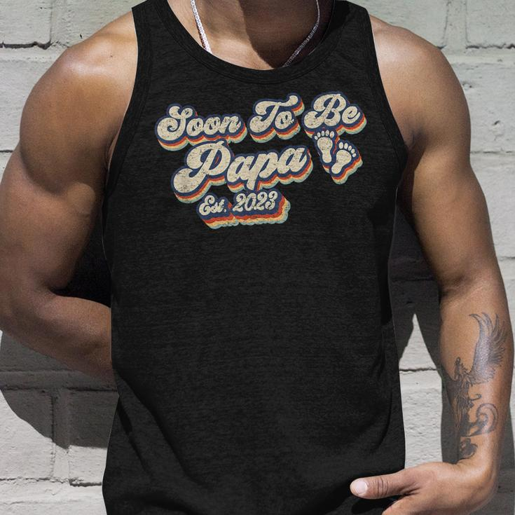 Retro Vintage Soon To Be Papa 2023 New Dad First Time Dad Unisex Tank Top Gifts for Him