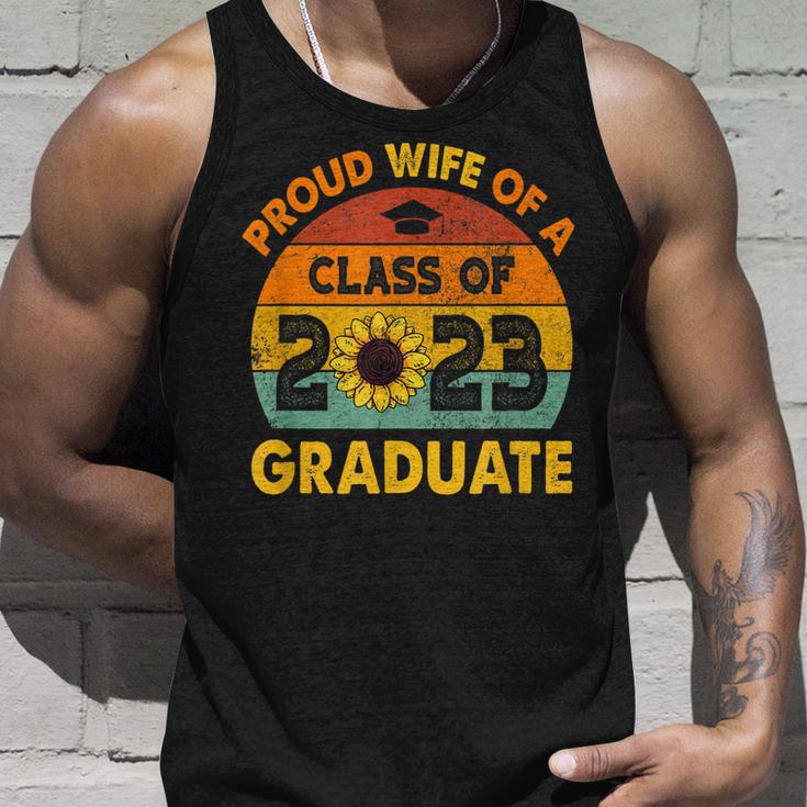 Sonnenblume Senior Proud Wife Class Of 2023 Graduate Vintage Tank Top Geschenke für Ihn