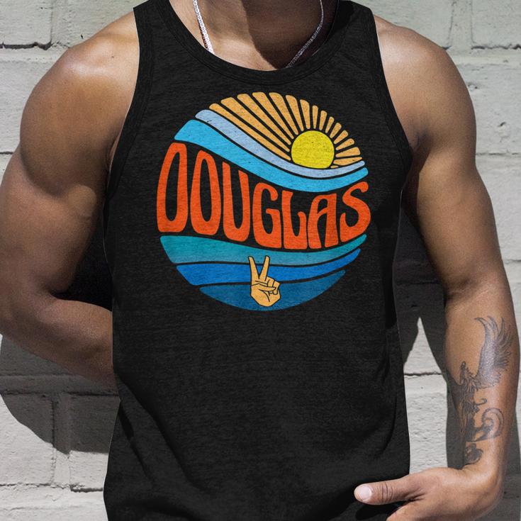 Vintage Douglas-Hemd mit Sonnenuntergang & Groovy Batikmuster Unisex TankTop Geschenke für Ihn