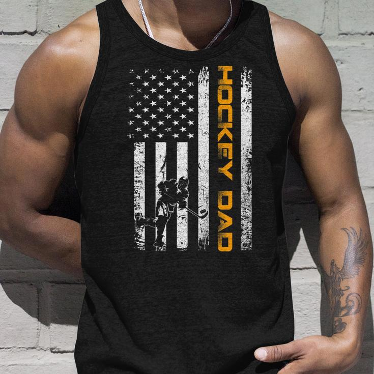 Vintage Usa Ice Hockey Dad American Flag Fathers Day Gift Unisex Tank Top Gifts for Him