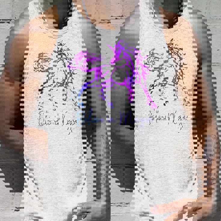 Believe In Magic Einhorn-Unisex TankTop, Vintage-Fantasiekunst für Pferdefans Geschenke für Ihn
