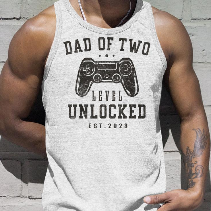 Mens Dad Of Two Level Unlocked 2023 Promoted To Daddy Again Tank Top Gifts for Him