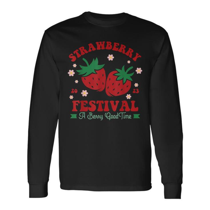 Cute Strawberry Festival Fruit Lovers Retro Vintage Long Sleeve T-Shirt T-Shirt