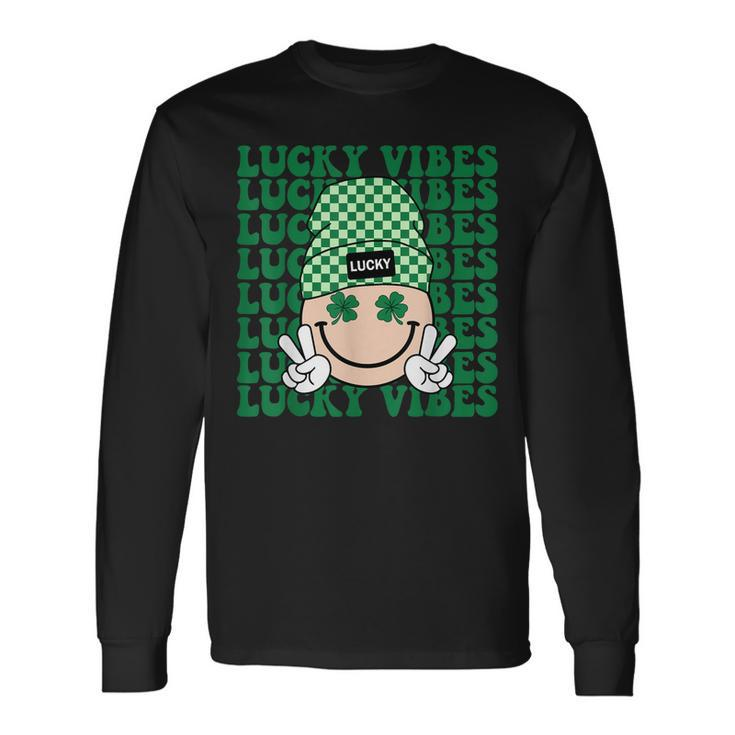 Groovy Smile Face Lucky Vibes Shamrock St Patricks Day Long Sleeve T-Shirt