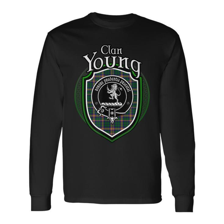 Young Clan Crest Scottish Clan Young Crest Badge Long Sleeve T-Shirt