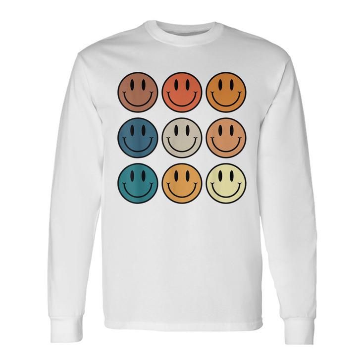 Vintage Smile Face 70S Vibe Retro Happy Smiling Face Long Sleeve T-Shirt