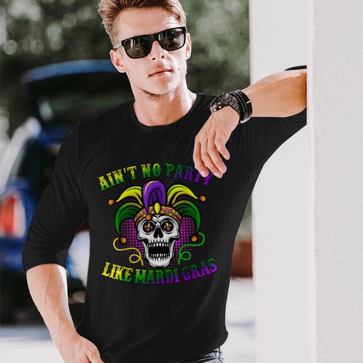 Aint No Party Like Mardi Gras Skeleton Skull New Orleans  Unisex Long Sleeve