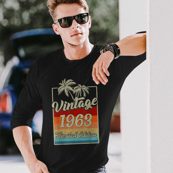 60 Year Old Vintage 1963 Limited Edition 60Th Birthday Retro Men Women Long Sleeve T-shirt Graphic Print Unisex Gifts for Him