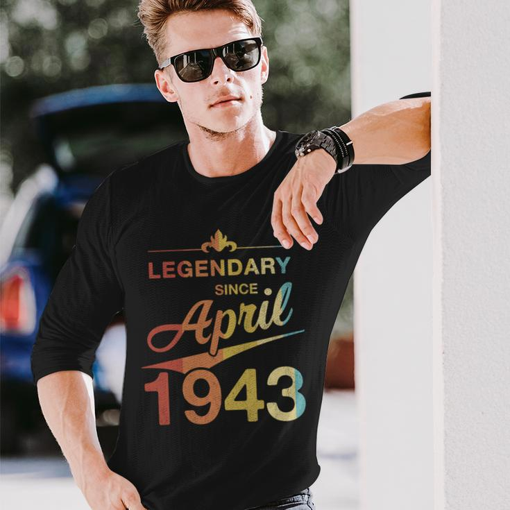 80 Geburtstag 80 Jahre Alt Legendär Seit April 1943 V4 Langarmshirts Geschenke für Ihn