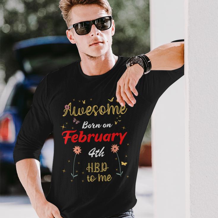 Awesome Born On Februar 4 Geburtstag Niedliche Blumen Februar Langarmshirts Geschenke für Ihn