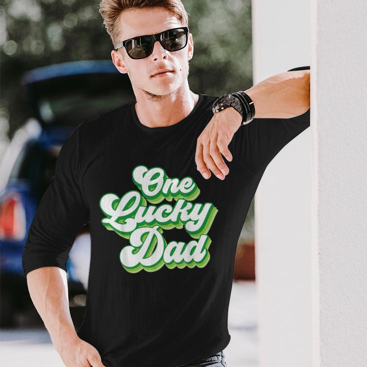 One Lucky Dad Retro Vintage St Patricks Day Long Sleeve T-Shirt Gifts for Him