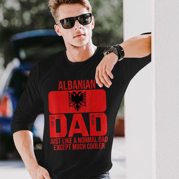Vintage Albanian Dad Albania Flag Fathers Day Long Sleeve T-Shirt Gifts for Him