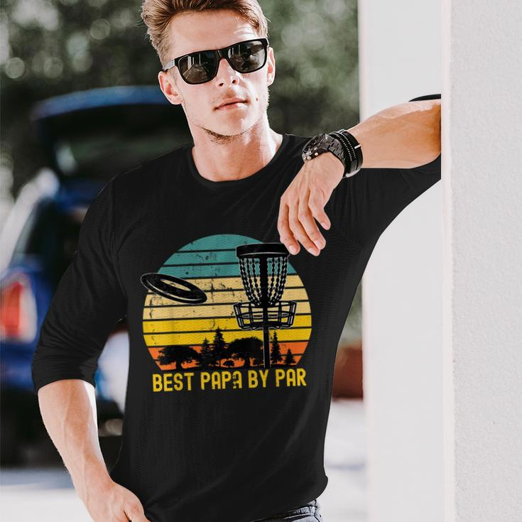 Vintage Disc Golf Dad Present Best Papa By Par Disk Golf Long Sleeve T-Shirt Gifts for Him