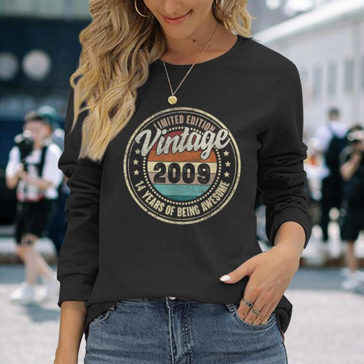 14 Year Old Gifts Made In 2009 Vintage 14Th Birthday Retro Men Women Long Sleeve T-shirt Graphic Print Unisex Gifts for Her