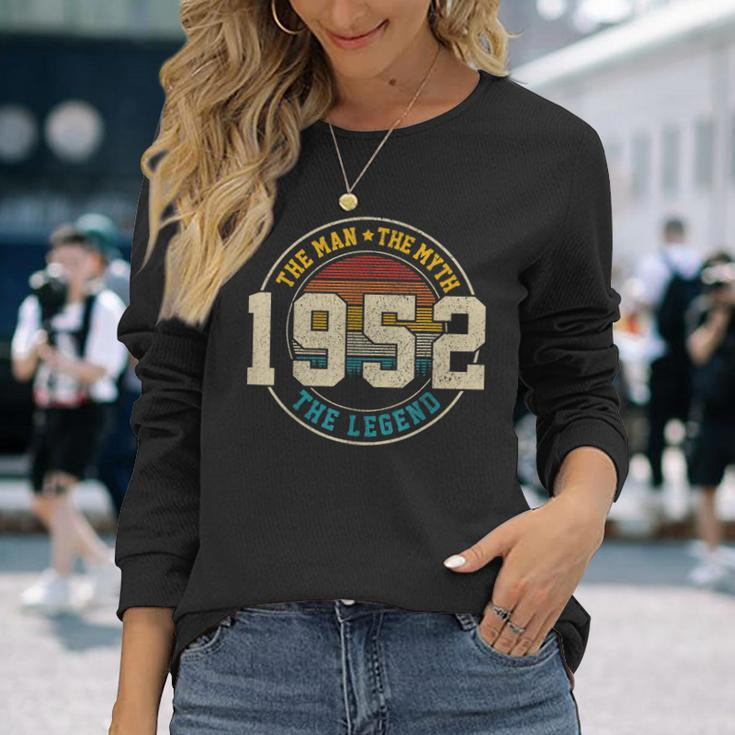 1952 The Man Myth Legend Vintage Men 70Th Birthday Long Sleeve T-Shirt Gifts for Her