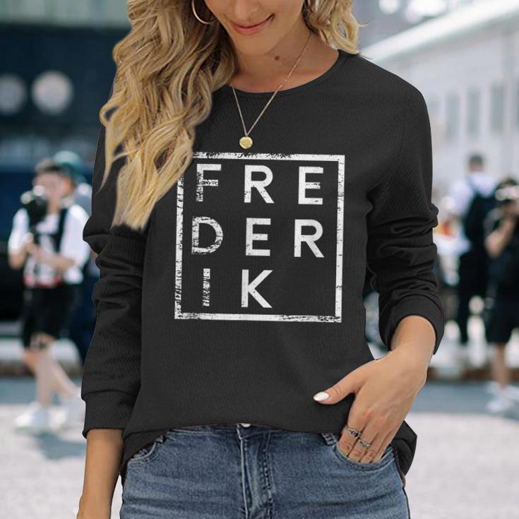 Frederik Langarmshirts Personalisiert, Vintage Namensaufdruck Geschenke für Sie