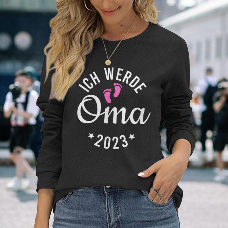 Ich Werde Oma 2023 Langarmshirts, Lustiges Oberteil mit Fußabdrücken Geschenke für Sie