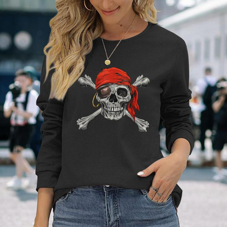Jolly Roger Pirate Skull Crossbones Halloween Costume Long Sleeve T-Shirt T-Shirt Gifts for Her