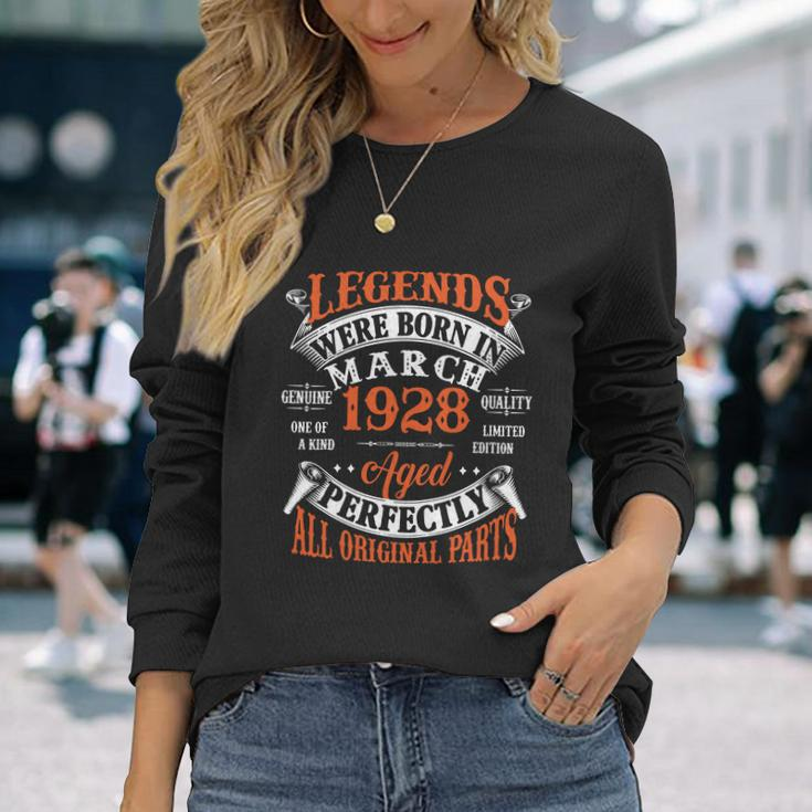 Legend 1928 Vintage 95Th Birthday Born In March 1928 Long Sleeve T-Shirt Gifts for Her