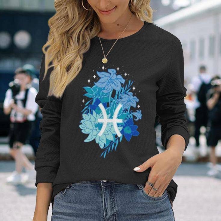 Pisces Flowers Periwinkle Long Sleeve T-Shirt T-Shirt Gifts for Her