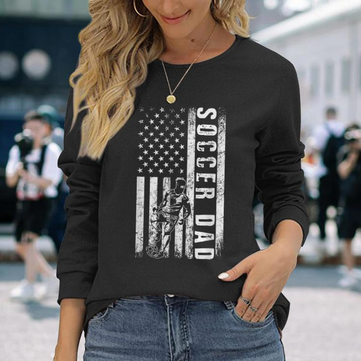 Soccer Dad Usa Flag Soccer Team Fan Daddy Fathers Day Long Sleeve T-Shirt Gifts for Her