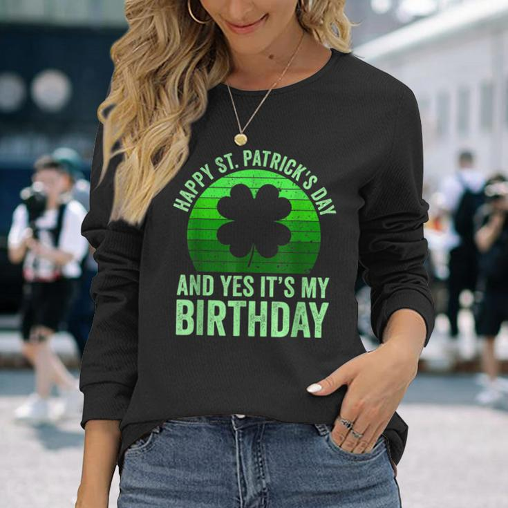 St Patricks Day Birthday Lucky Shamrock Vintage Sunset Long Sleeve T-Shirt Gifts for Her