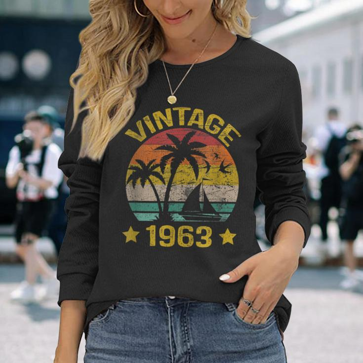 Vintage 1963 Made In 1963 60Th Birthday Gift 60 Year Old Men Women Long Sleeve T-shirt Graphic Print Unisex Gifts for Her