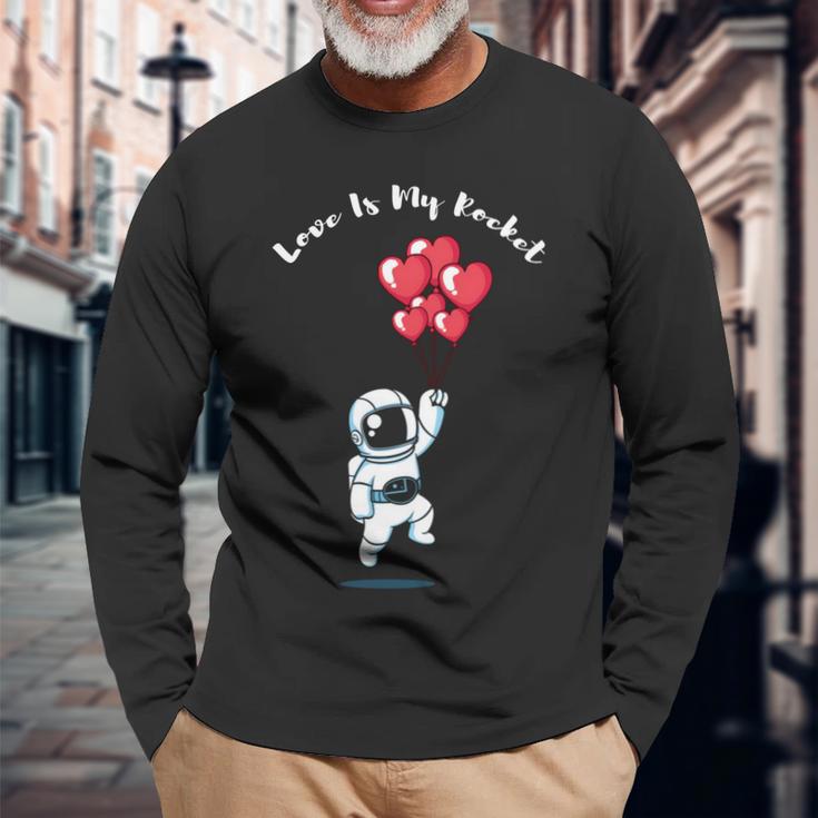 Astronaut Space Valentinstag Zitat Herzen Happy Valentines Langarmshirts Geschenke für alte Männer