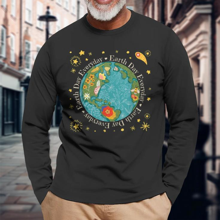 Earth Day Love Planet Protect Environment 2023 Long Sleeve T-Shirt T-Shirt Gifts for Old Men