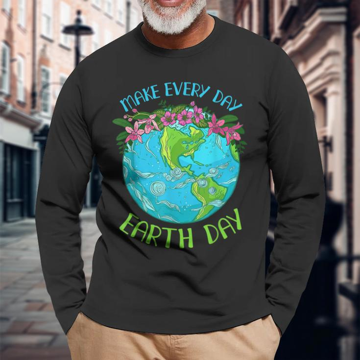 Make Everyday Earthday Earth Day For 2023 Long Sleeve T-Shirt T-Shirt Gifts for Old Men