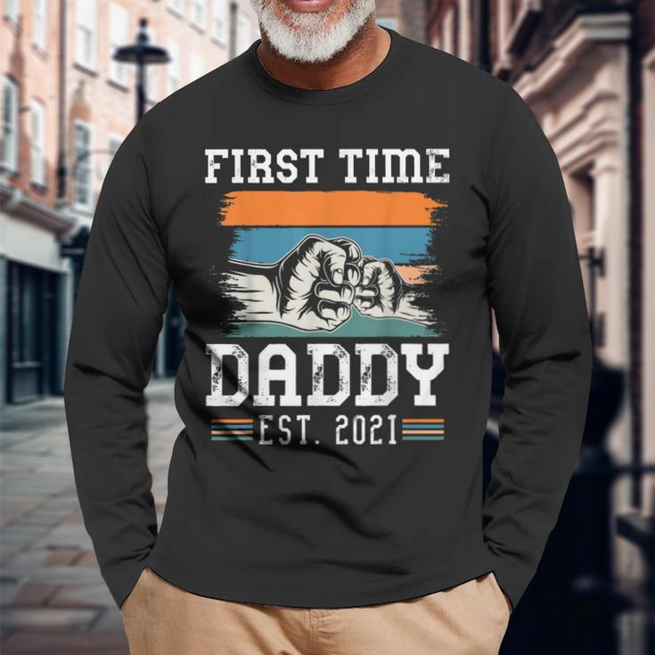 First Time Dad Est 2021 New Dad Retro Vintage Colors Long Sleeve T-Shirt Gifts for Old Men