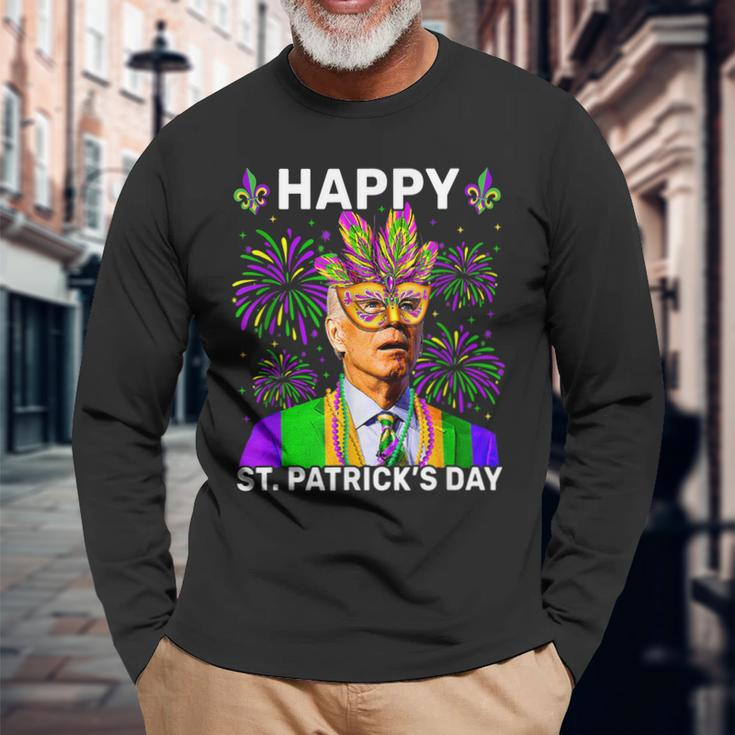 Happy St Patricks Day Confused Biden Sarcastic Mardi Gras Long Sleeve T-Shirt Gifts for Old Men